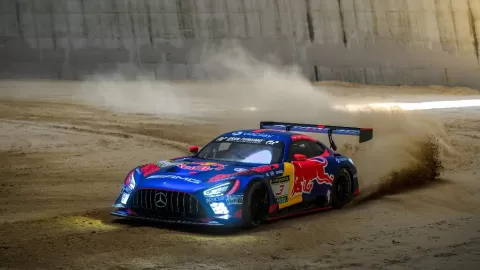 Max Verstappen se lanza a las 24 Horas de Nürburgring 2026 junto a Dani Juncadella en un Mercedes-AMG GT3 con sello Red Bull