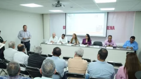 Comisión de Asuntos Agropecuarios se reúne con investigadores en materia agrícola