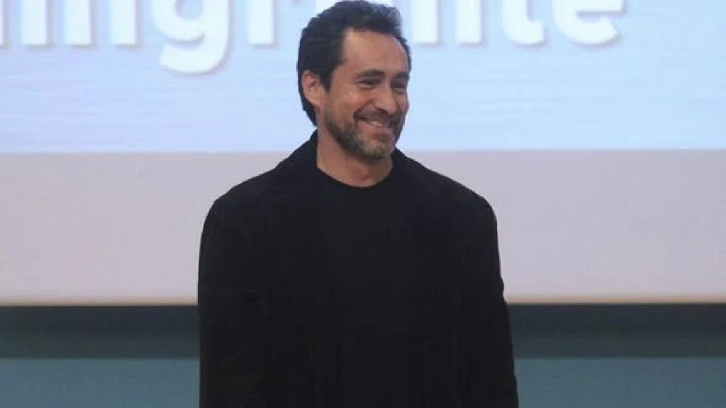 José Ángel Bichir: Familia Revela Verdad Tras Caída; Accidente por Crisis de Salud Mental Sacude al Espectáculo
