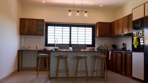 Síndrome del Nido Vacío en México: La Psicóloga Natalia Pérez Suárez Detalla Causas, Efectos y Estrategias Esenciales para Padres