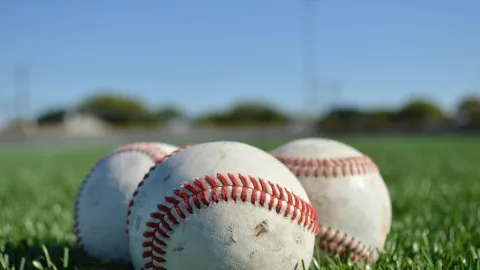 ¡MLB 2026: Calendario de Juegos HOY Sábado 18 de Abril! No te Pierdas Yankees, Red Sox y Más