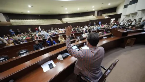 Congreso de Sinaloa declara aprobada la reforma constitucional en materia de no reelección y nepotismo electoral