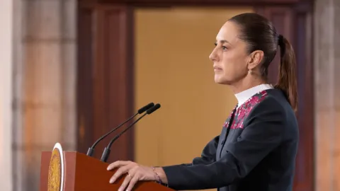 Sheinbaum Enfrenta a Trump: México, Eje Económico Clave y Principal Comprador de EE. UU. ante Tensión por T-MEC