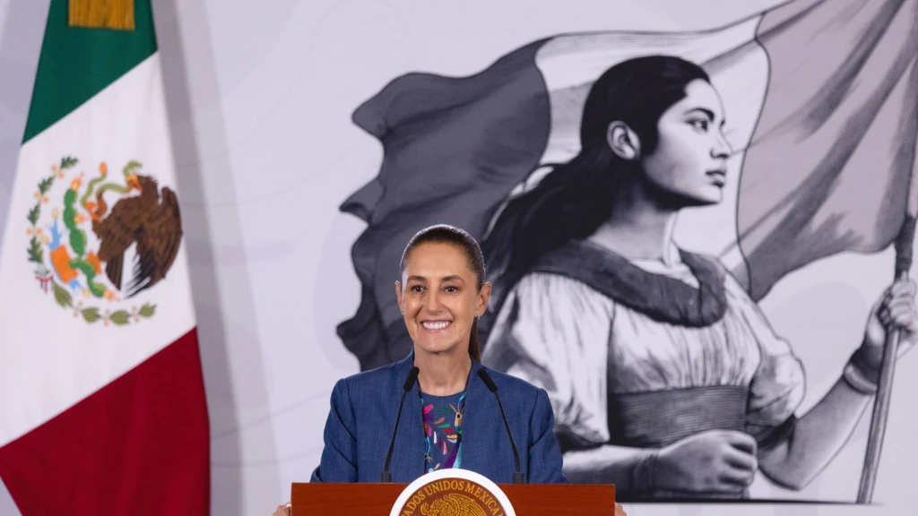 Sheinbaum Rechaza Derecho de Réplica en la 'Mañanera': "Cada Quien su Espacio" y Defiende Rol Informativo Presidencial