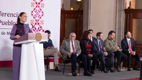Sheinbaum Impulsa Reforma Constitucional para Prohibir Doble Nacionalidad en Presidencia y Gubernaturas