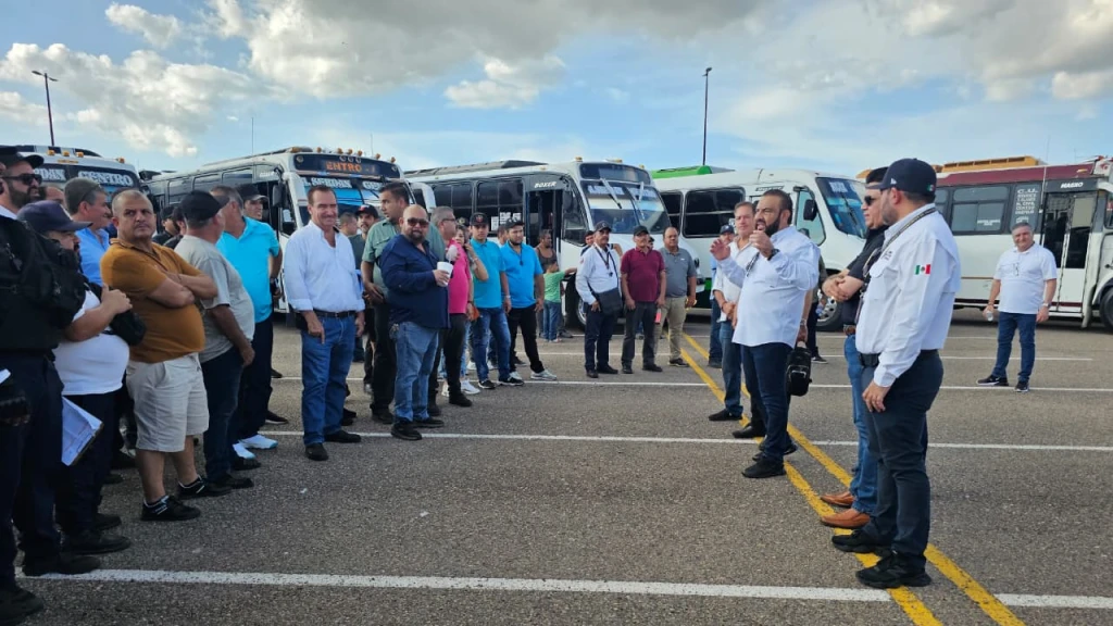Pasan revista a 200 autobuses recién repotenciados que se incorporan hoy en Culiacán
