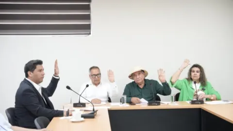 Comisión de Salud aprueba dictamen que brinda más atención a diabetes, obesidad y salud bucal