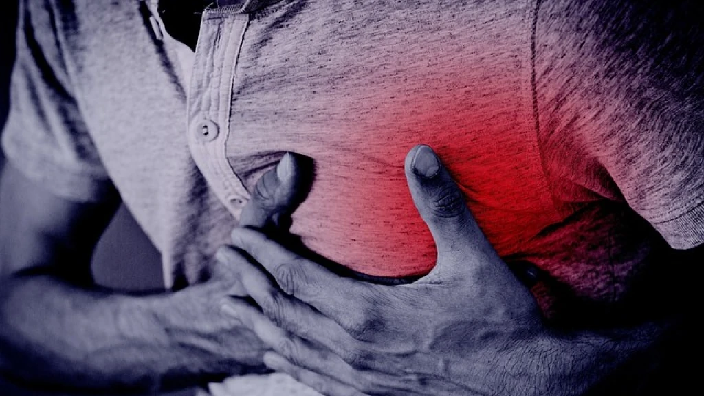 Estrés laboral y sedentarismo elevan riesgo de infartos: Especialistas advierten sobre incremento de enfermedades cardiovasculares