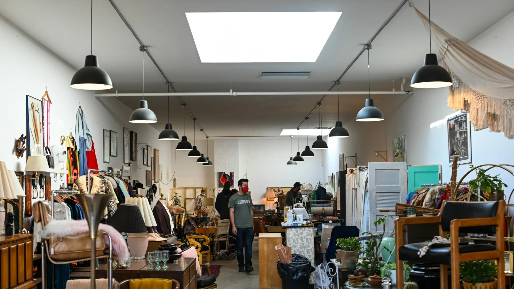 El auge de los bazares de segunda mano: La alternativa sustentable y económica que transforma el diseño del hogar