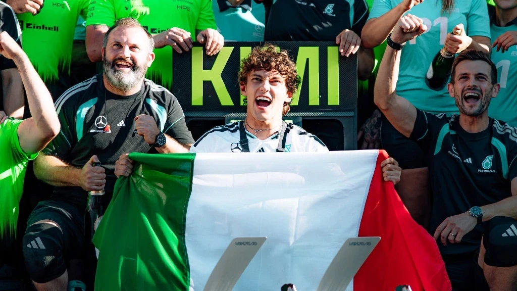 ¡Histórico! Antonelli Consigue la Primera Victoria de Fórmula Uno en Madrid en 45 Años en el Gran Premio de España