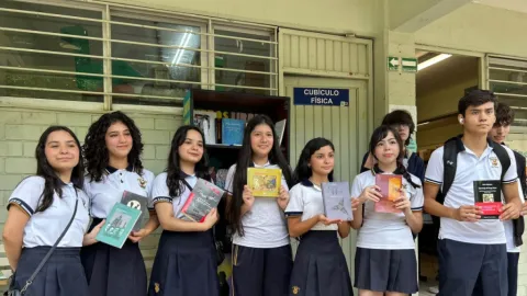“Libros Libres” fortalece el hábito de la lectura en la comunidad estudiantil de la Preparatoria Emiliano Zapata