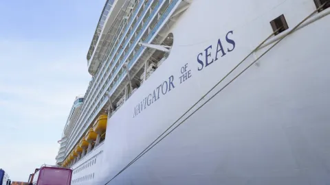 Arriba a Mazatlán el Navigator of the Seas con más de 4,800 visitantes
